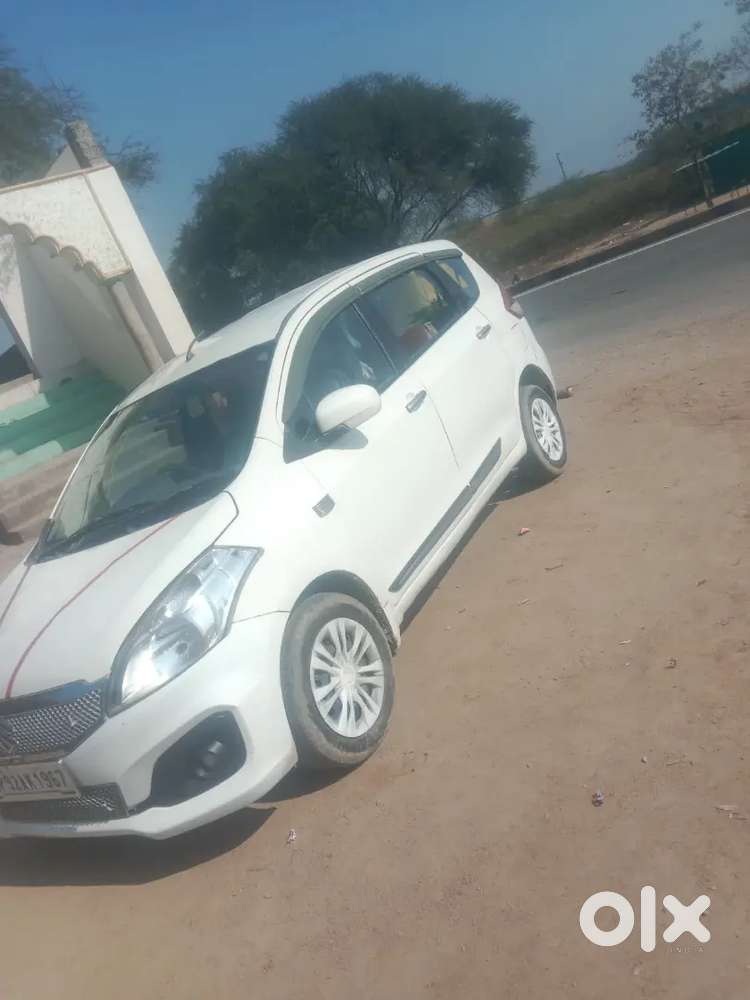 Maruti Suzuki Ertiga 2012 Diesel 180000 Km Driven