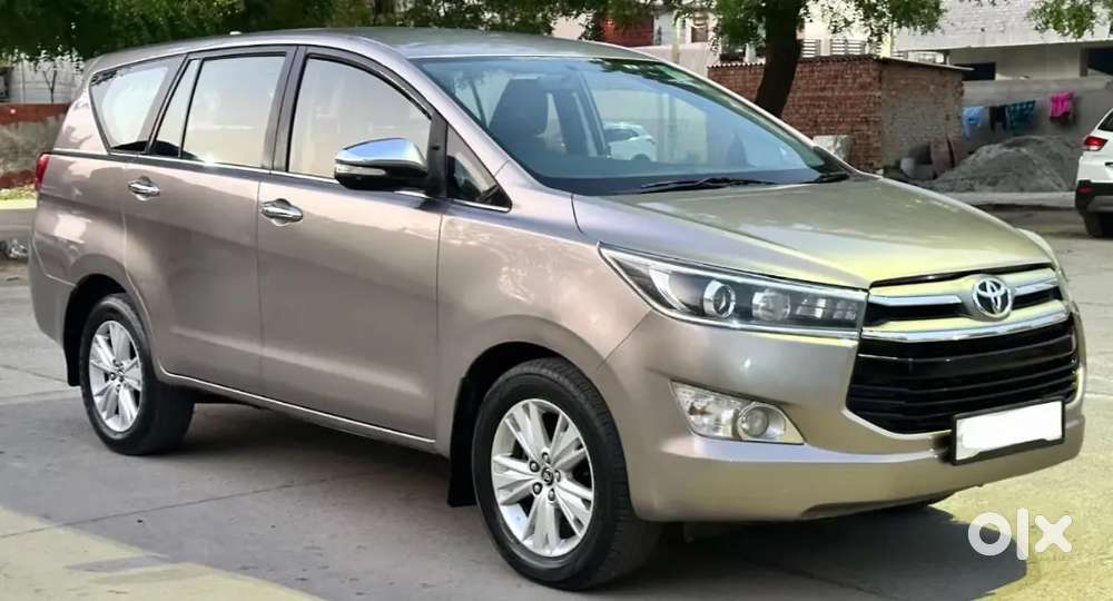 2016 Model Toyota Innova Crysta 2.8z Automatic Single Owner 68,000 Km