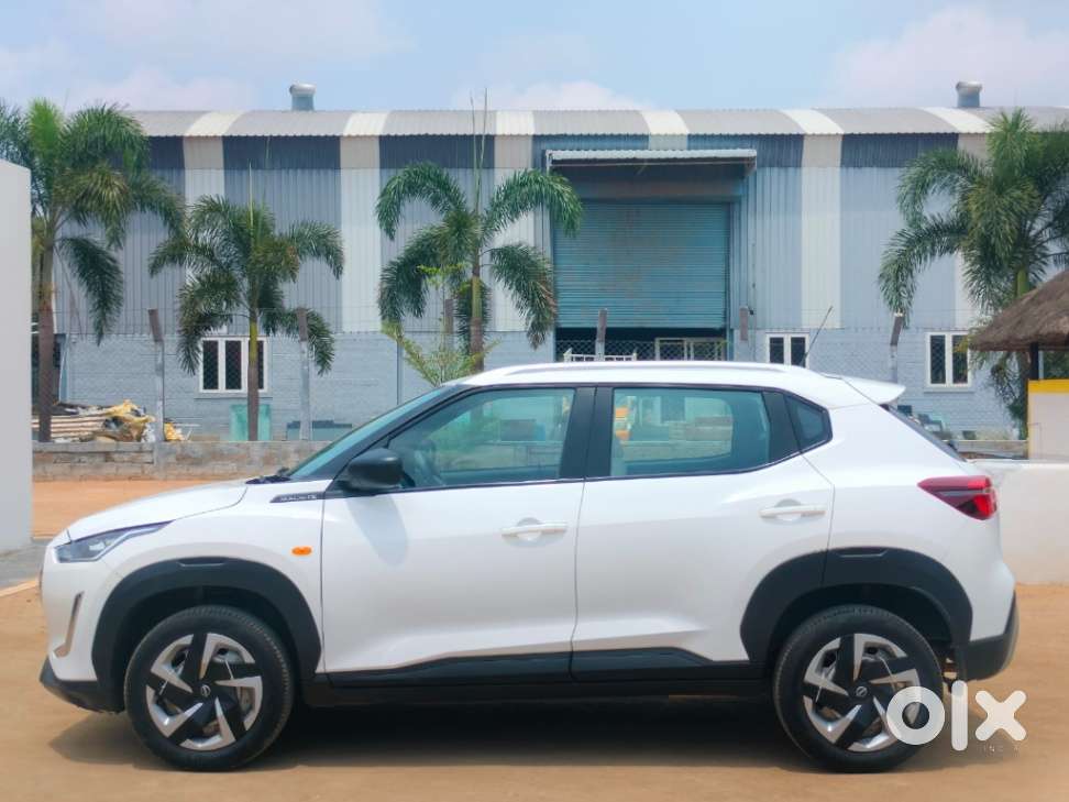 Nissan Magnite, 2023, Petrol