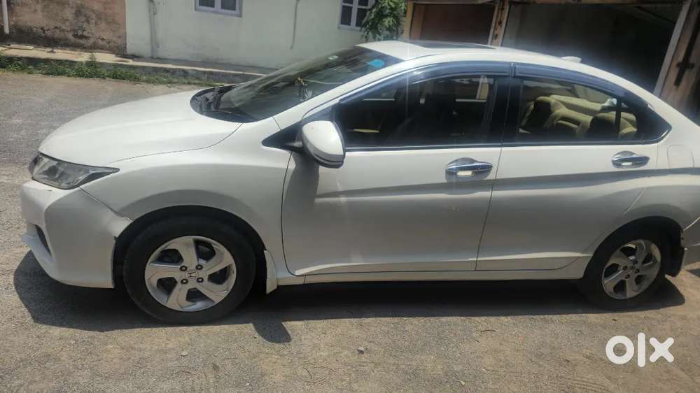 Honda City Petrol 2016 Sunroof