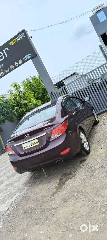 Hyundai Verna 2011