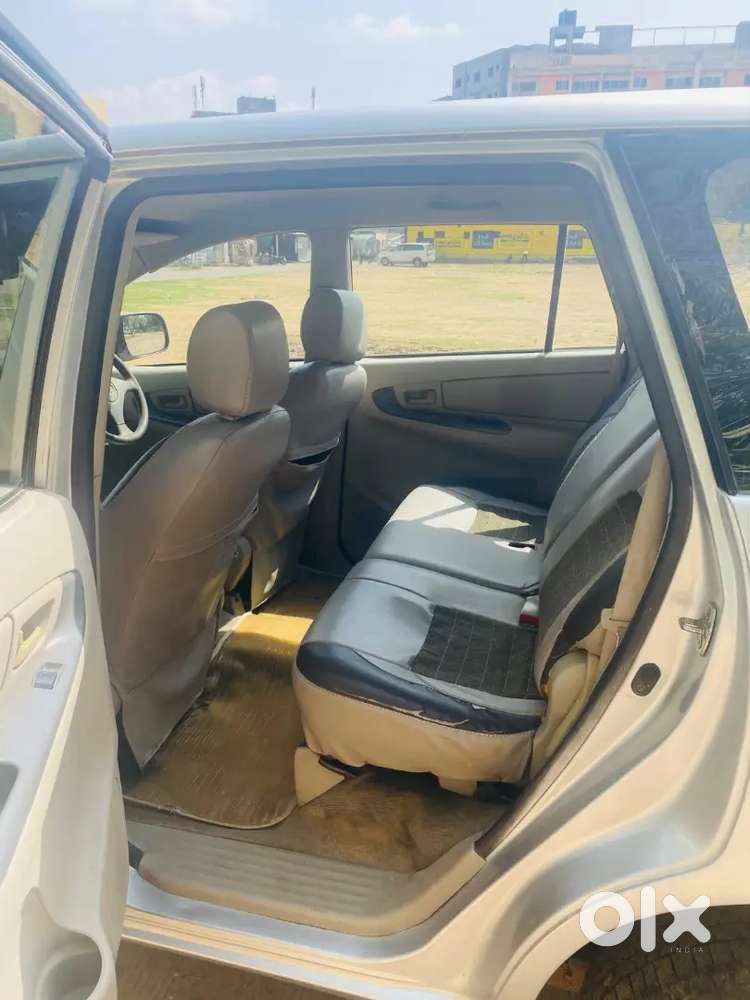 Toyota Innova 2013