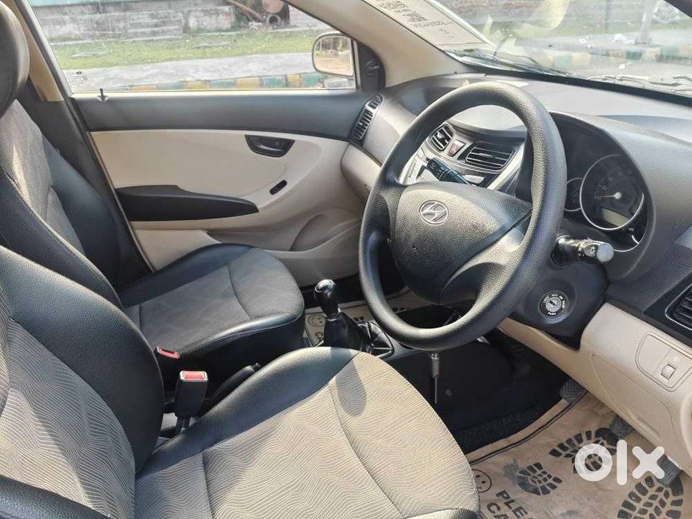 Hyundai Eon Magna +, 2012