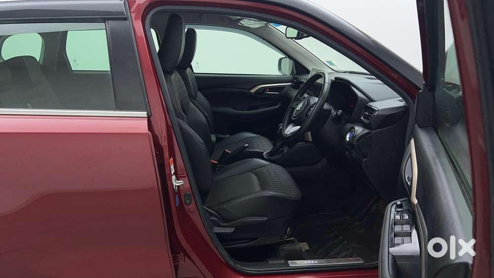 Maruti Suzuki Grand Vitara 1.5 Alpha Plus Dual Tone Intelligent Hybr..