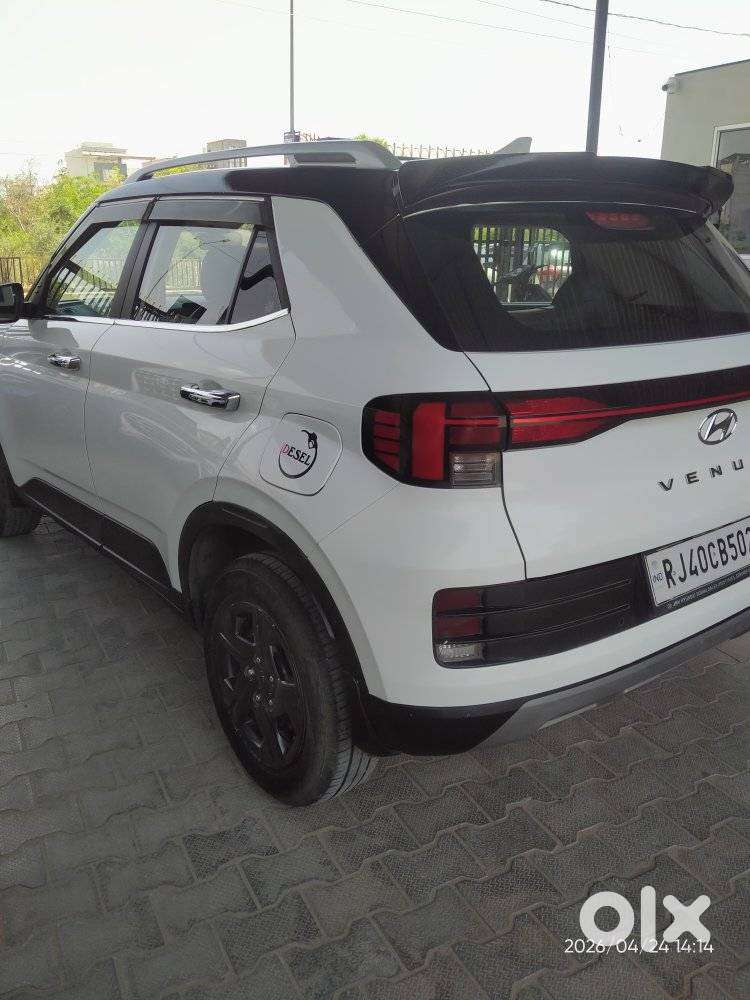 Hyundai Venue 1.5 Crdi Sx (o), 2023, Diesel