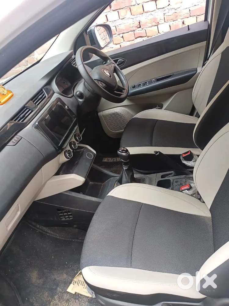 2023 Renault Triber Rxt Petrol