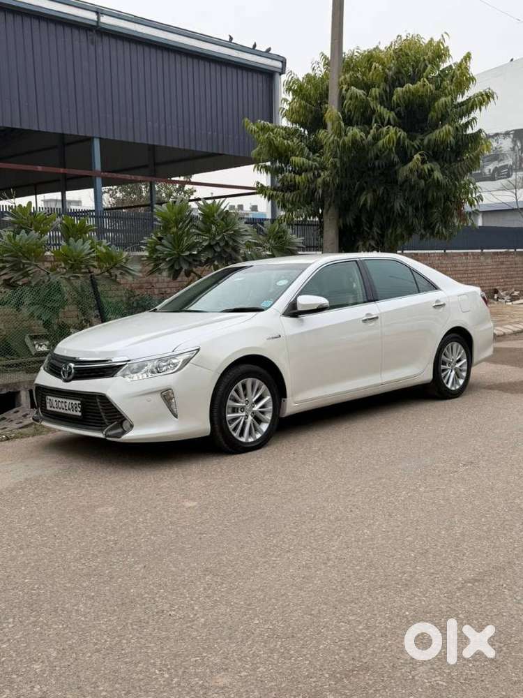 Toyota Camry 2012-2014 Hybrid, 2016, Petrol