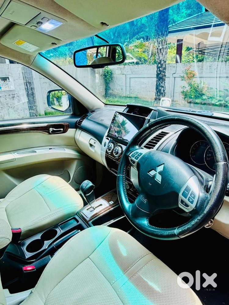 Mitsubishi Diesel Automatic 2015 Car