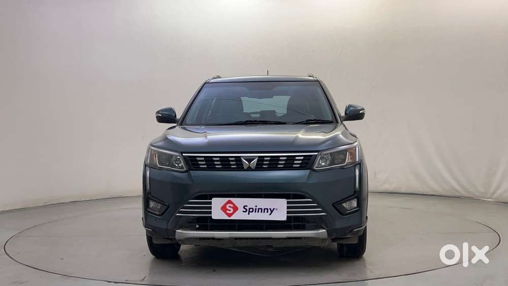 Mahindra Xuv300 W8 (o) 1.5 Diesel Amt, 2023, Diesel