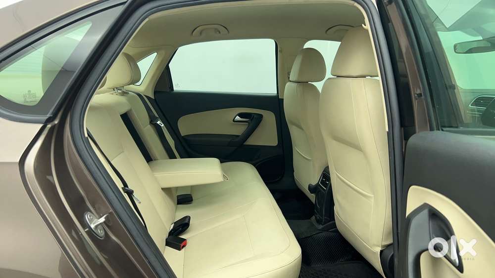 Volkswagen Vento 1.6 Highline, 2021, Petrol
