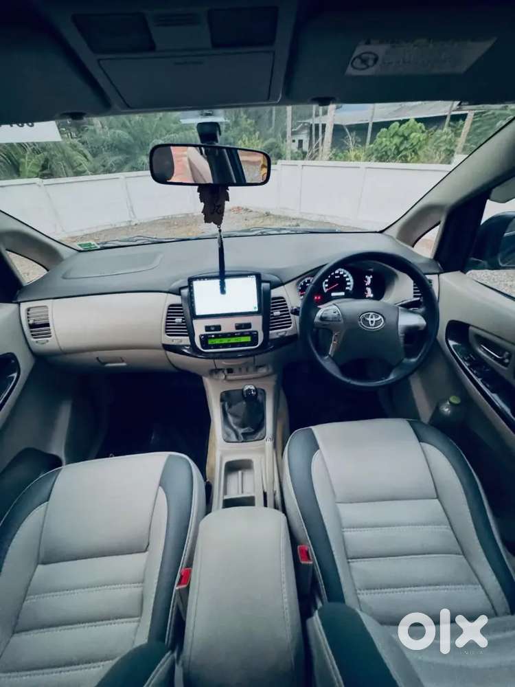 Toyota Innova 2015 Diesel Well Maintained