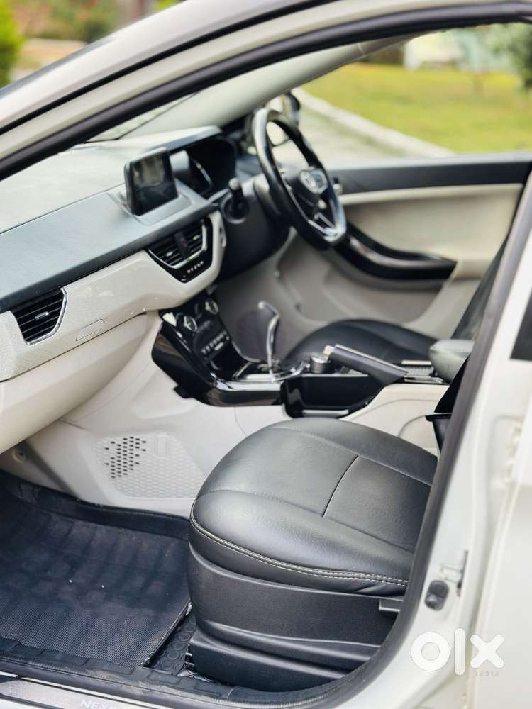 Tata Nexon 1.5 Revotorq Xza Plus S Amt, 2021, Diesel