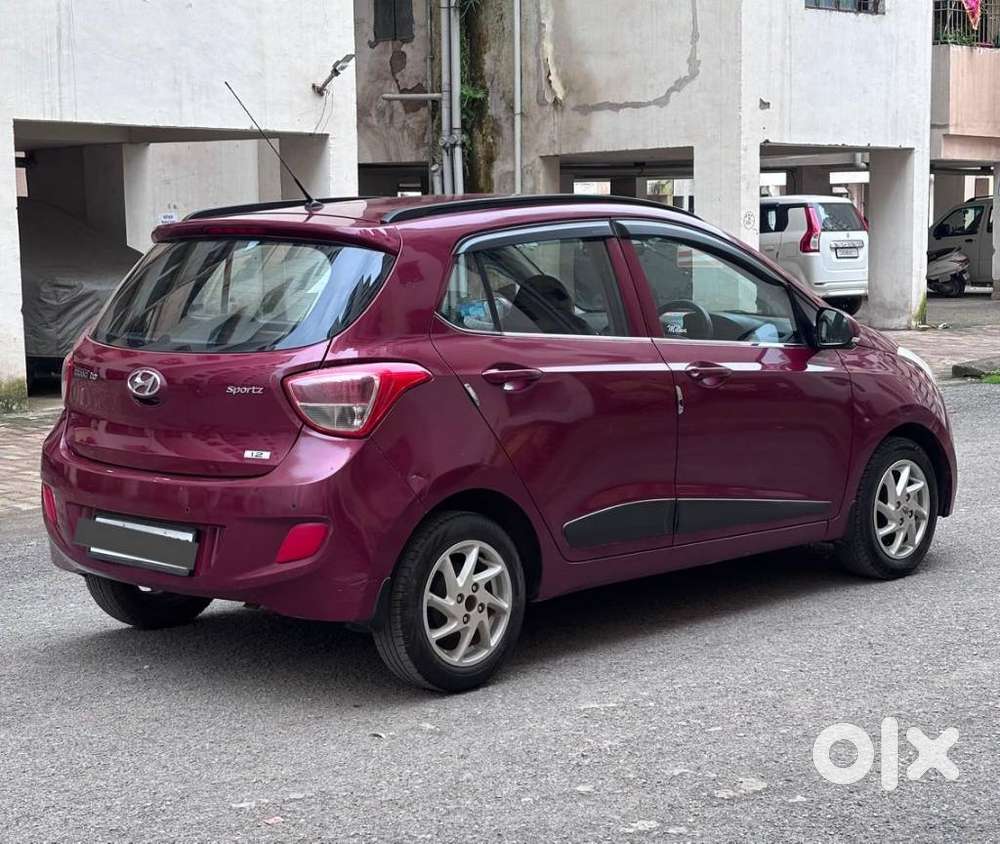 Hyundai Grand I10 Sportz, 2016, Petrol
