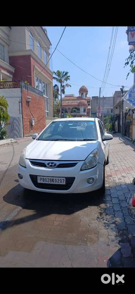 Hyundai I20 2010-2012 1.2 Asta With Avn, 2010, Petrol