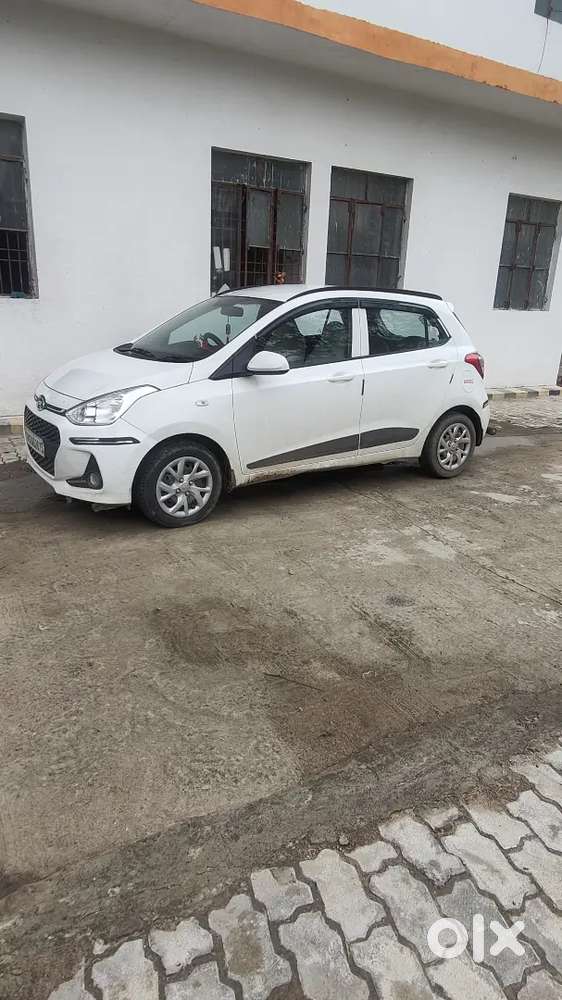 Hyundai Grand I10 2017 Diesel 65000 Km Driven