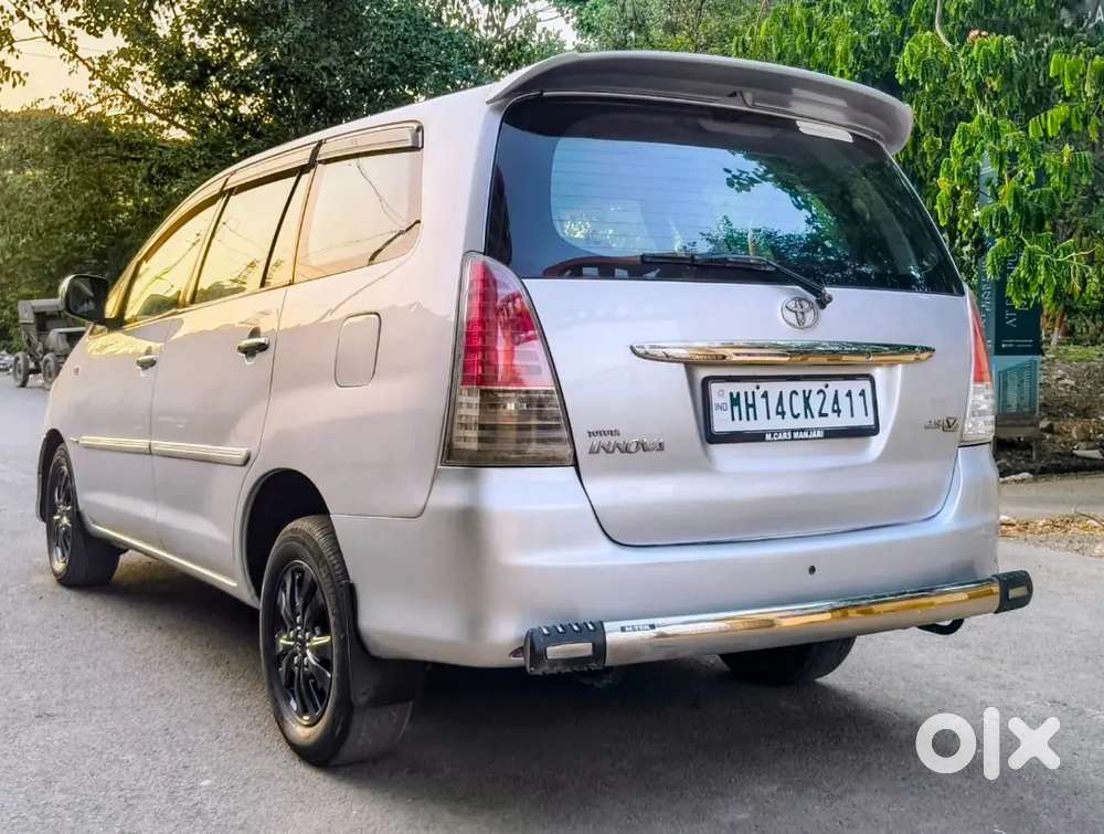 Innova V Top Model Diesel