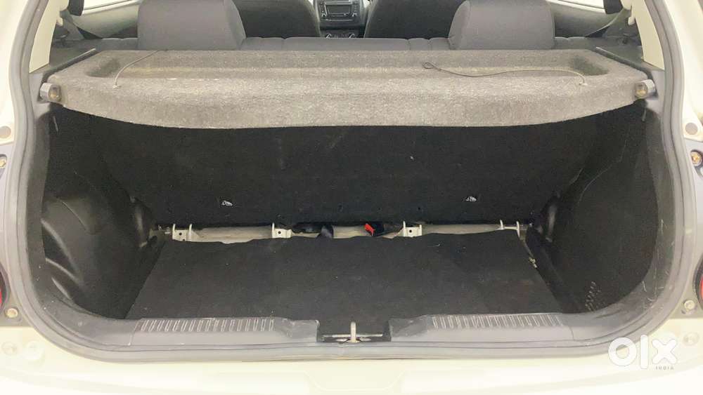 Maruti Suzuki Swift Amt Vxi, 2020, Petrol