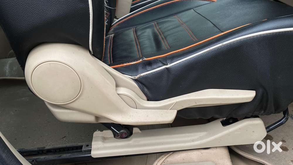 Maruti Suzuki Swift Dzire Amt Vxi, 2018, Petrol