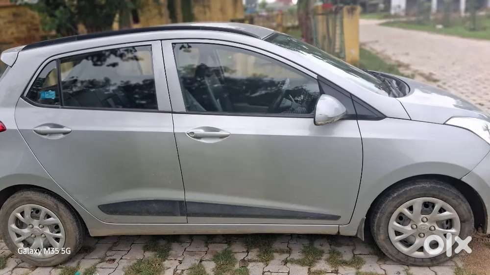 Hyundai Grand I10 2019 Dieselmanual Cardekho, Spinny Cars24 Door Rahe