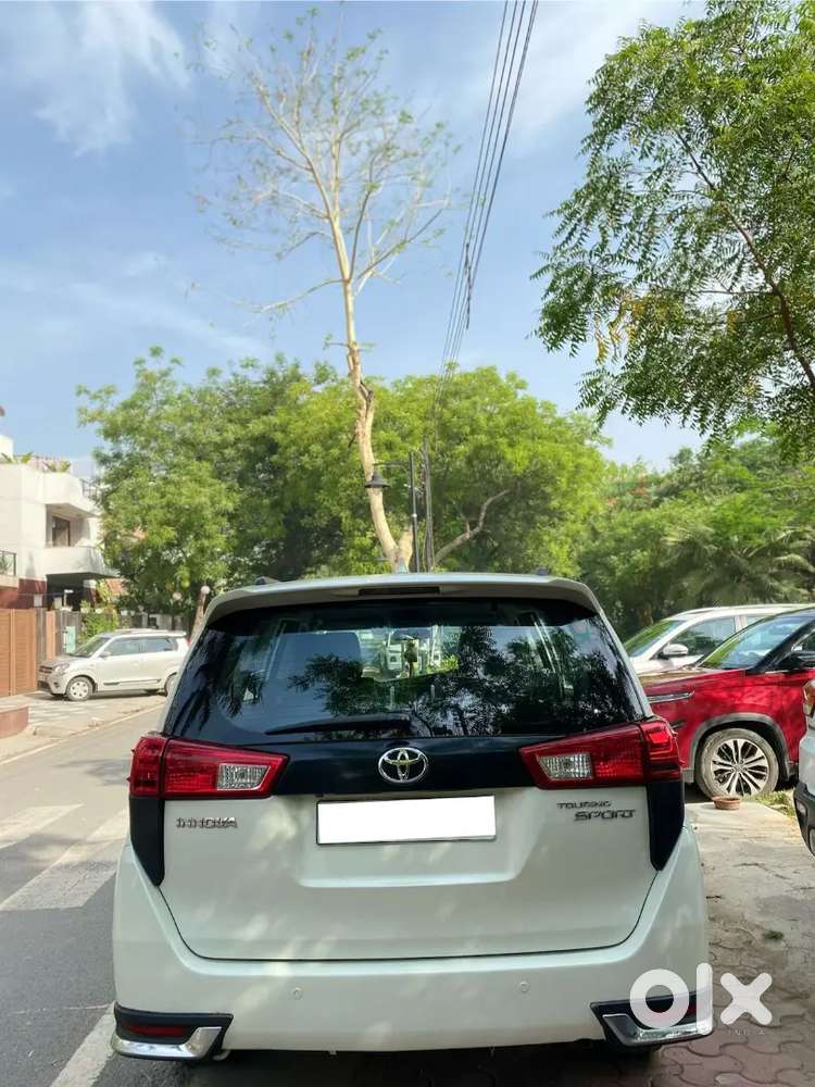 Toyota Innova Crysta Touring Sport 2017
