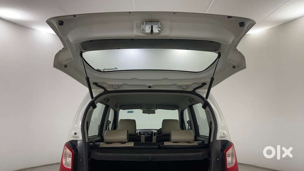 Maruti Suzuki Wagon R 1.0 Vxi Amt, 2016, Petrol
