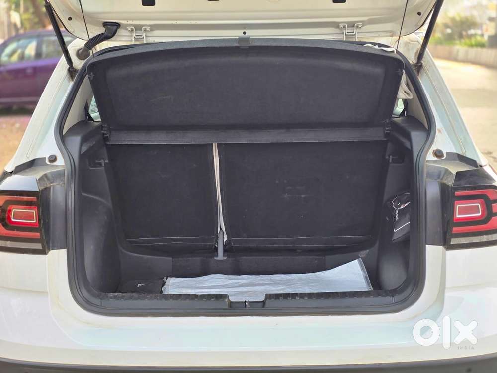 Volkswagen Taigun 1.0 Tsi Highline At, 2023, Petrol