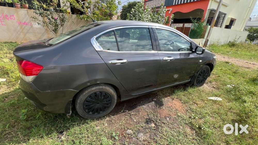 Honda City Petrol 2010 urgent sale, you will never get at this price