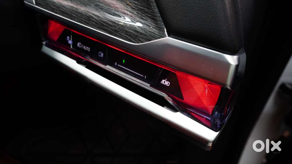 Bmw 7 Series 740i M Sport Petrol Automatic, 2025, Petrol
