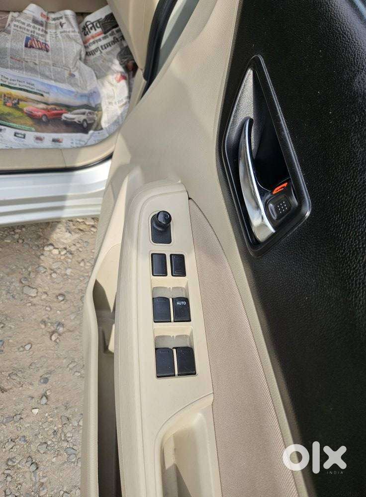 Maruti Suzuki Swift Dzire Vxi Optional, 2018, Petrol