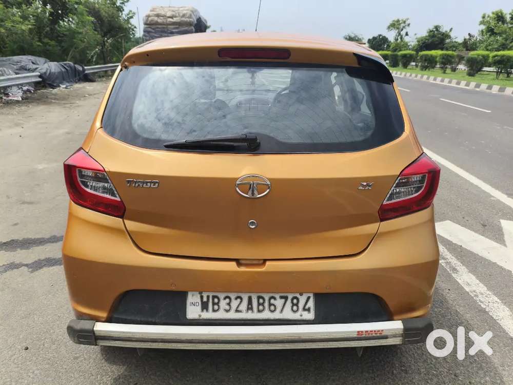 Tata Tiago 2018 Petrol Good Condition.west Bengal Number Noc Available