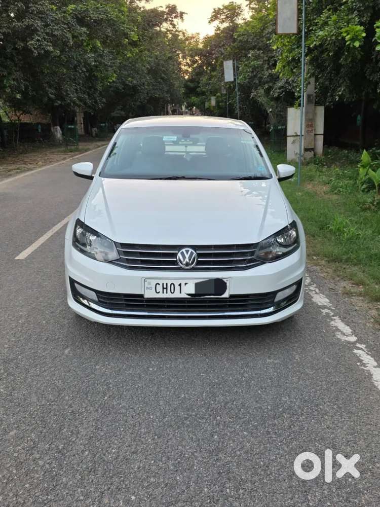 Volkswagen Vento 1.2 Highline Plus At 16 Alloy, 2017, Petrol