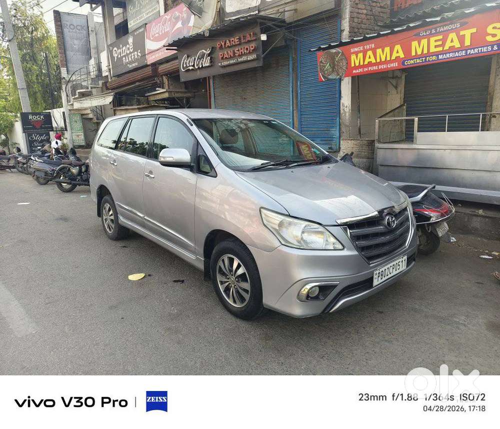 Toyota Innova 2.5 V 7 Str, 2015, Diesel