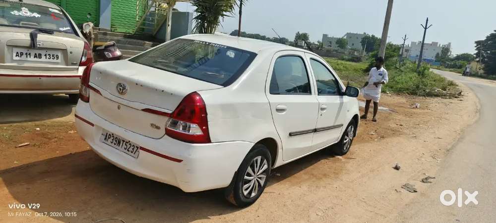 Toyota Etios Cross 2017