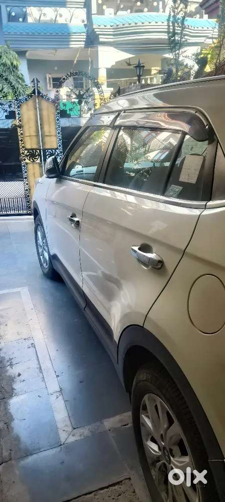 Hyundai Creta With Genuine Service Record