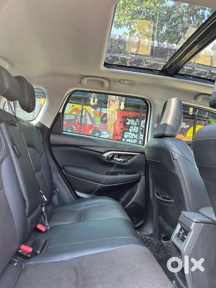 Maruti Suzuki Grand Vitara Smart Hybrid Alpha, 2024, Electric