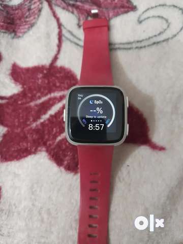 Fitbit store versa us