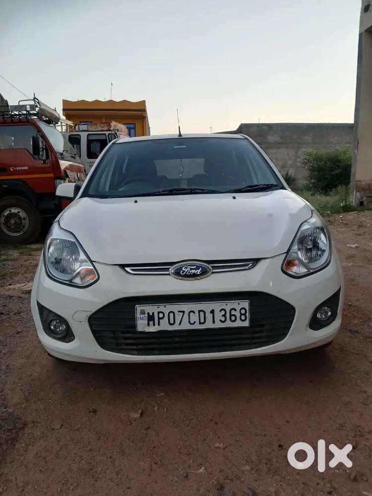 Ford Figo Diesel Titanium 2014