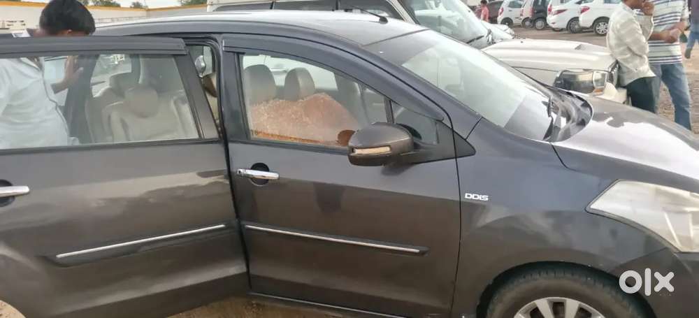 Maruti Suzuki Ertiga Zdi 2015