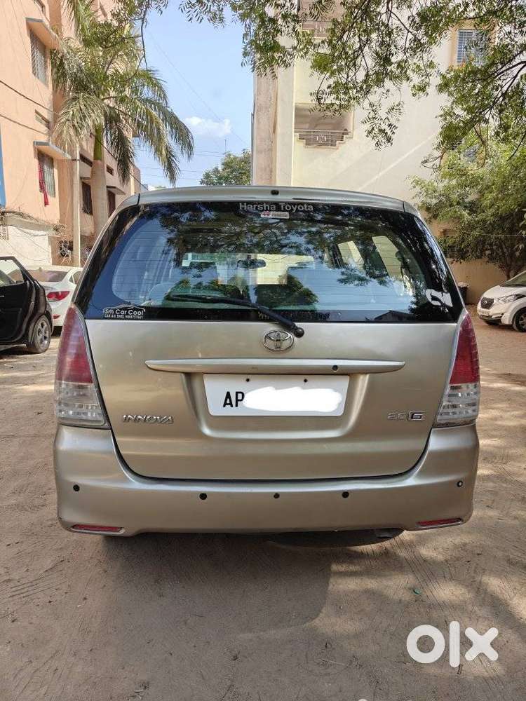 Toyota Innova 2004-2011 2.0 G (petrol) 8 Seater Bs Iv, 2009, Petrol