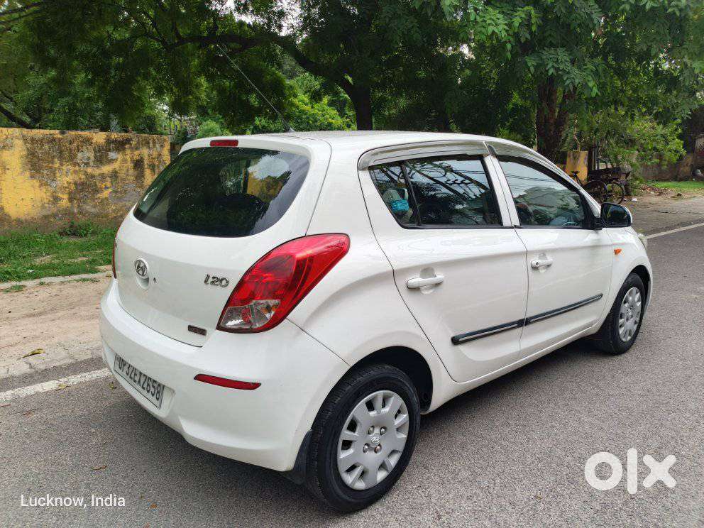 Hyundai I20 Era 1.2 Bs-iv, 2013, Petrol