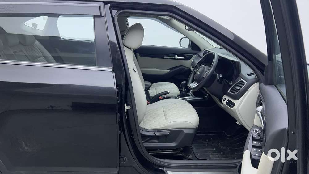 Kia Seltos Htx 1.5 Petrol Mt, 2022, Petrol