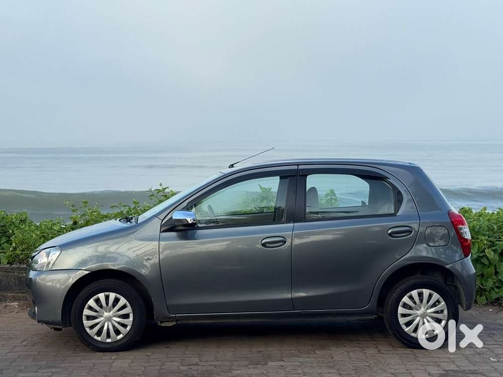 Toyota Etios Liva Car 2014 Petrol Manual