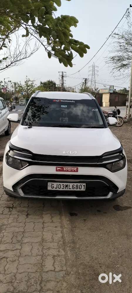 Kia Carens 2023 Cng & Hybrids 120000 Km Driven