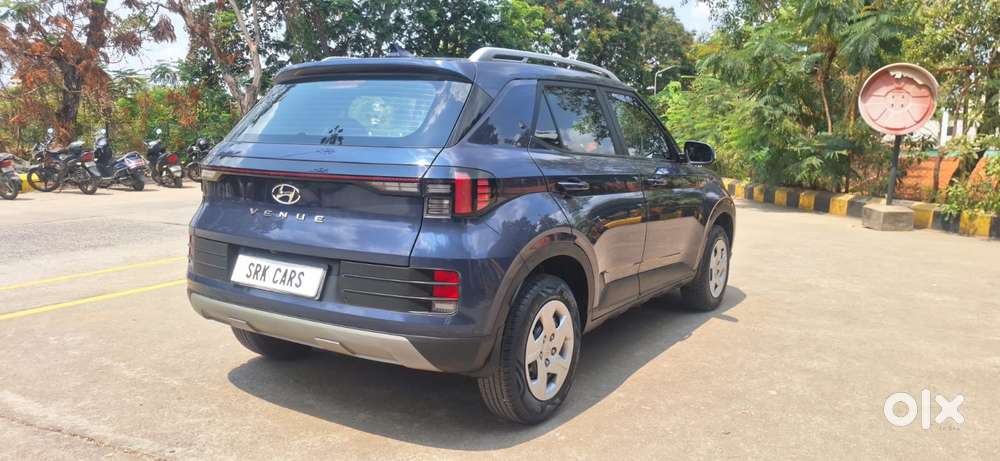 Hyundai Venue S 1.2 Petrol, 2022, Petrol
