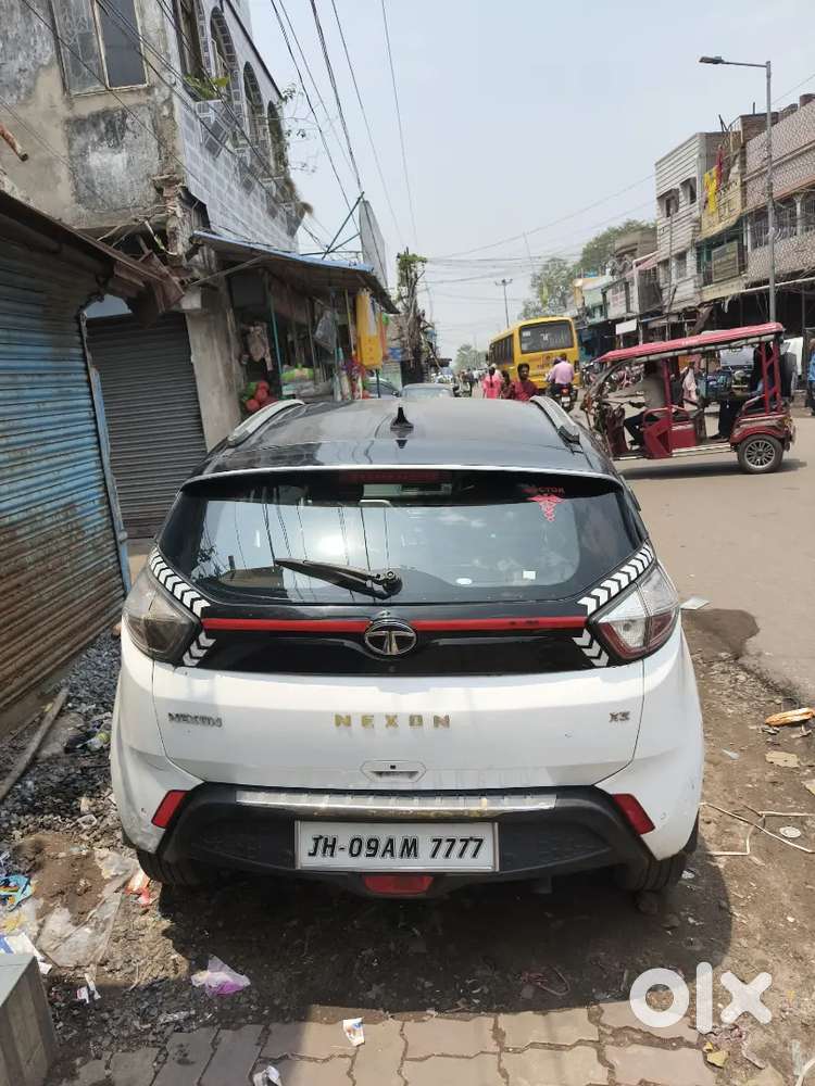 Tata Nexon 2018 Diesel Well Maintained Urgent Sell