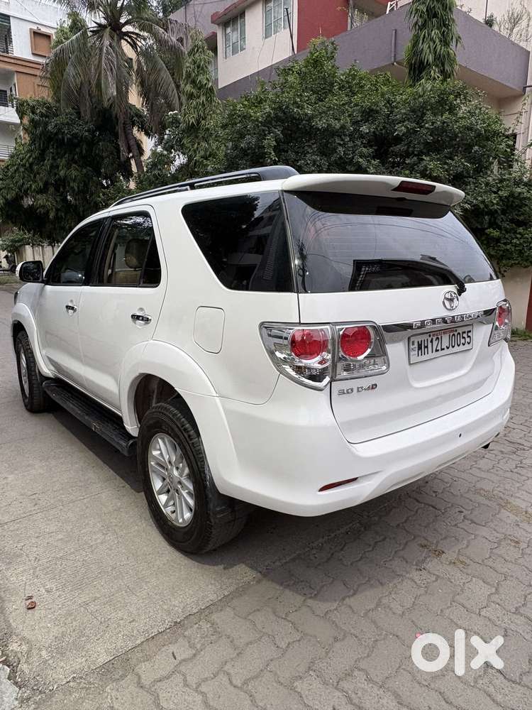 Toyota Fortuner 4x2 Manual, 2014, Diesel