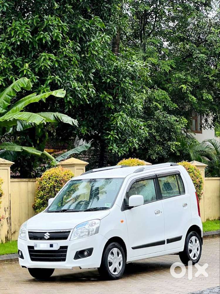 Maruti Suzuki Wagon R Stingray Vxi, 2017, Petrol