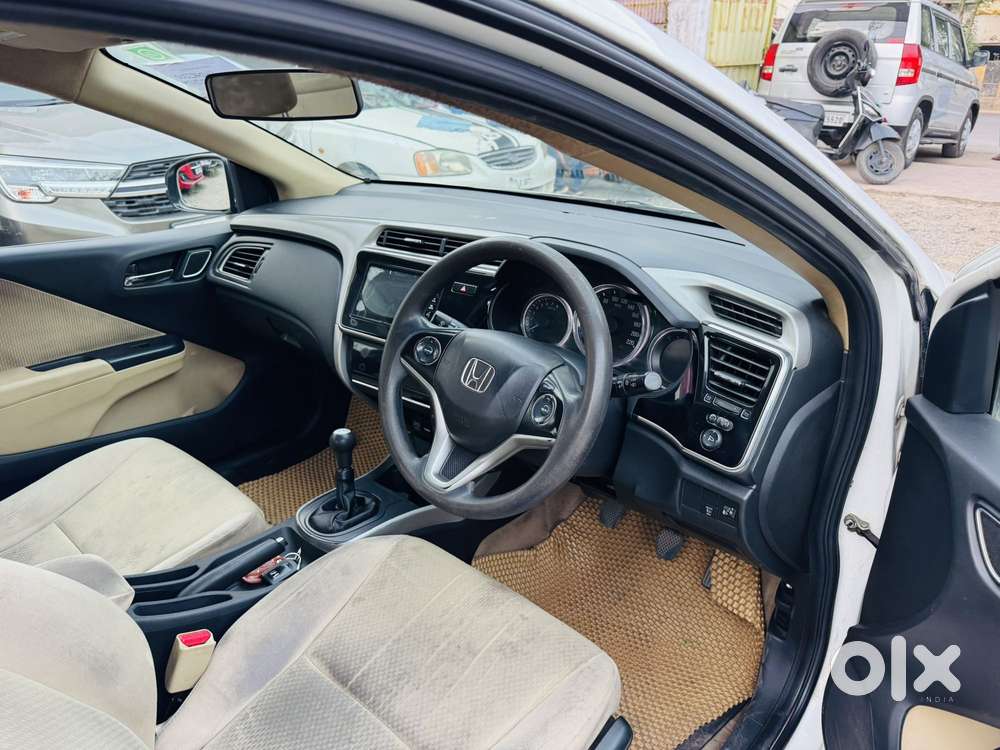 Honda City V At Exclusive, 2019, Petrol