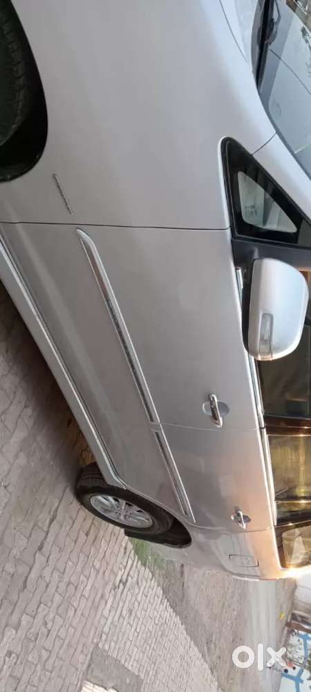 Toyota Innova 2012 Diesel 221000 Km Driven