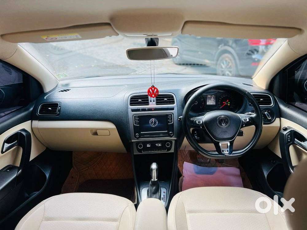 Volkswagen Vento 1.2 Highline Plus At 16 Alloy, 2019, Petrol